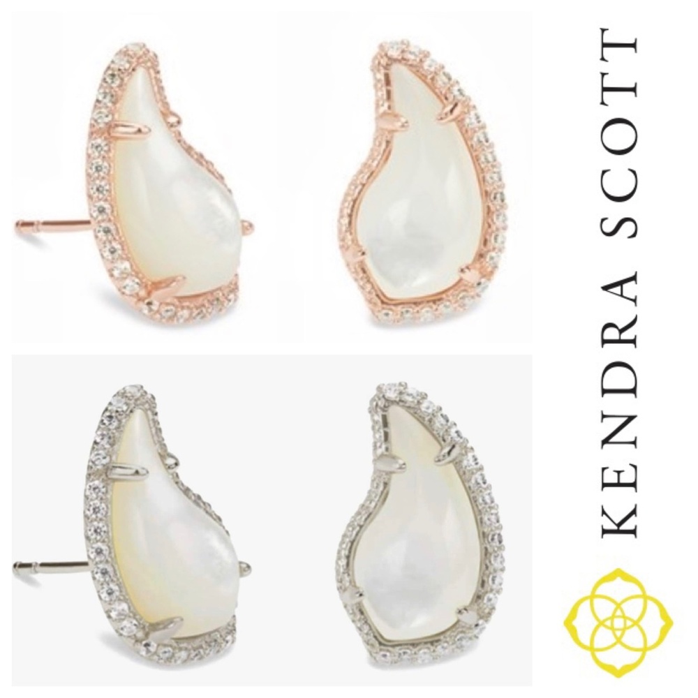 KENDRA SCOTT TEMPLE STUD EARRINGS IN IVORY PEARL